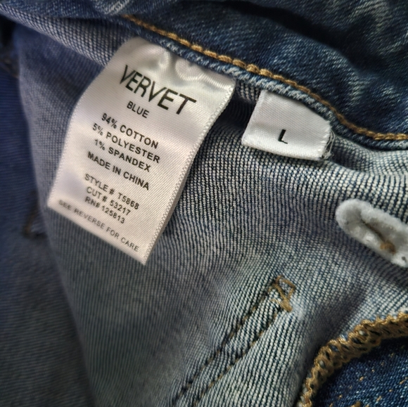 Denim Shorts Bundle of 3 - Vervet, No Boundaries, SO - Sizes L / 11 / 13 - Picture 7 of 9